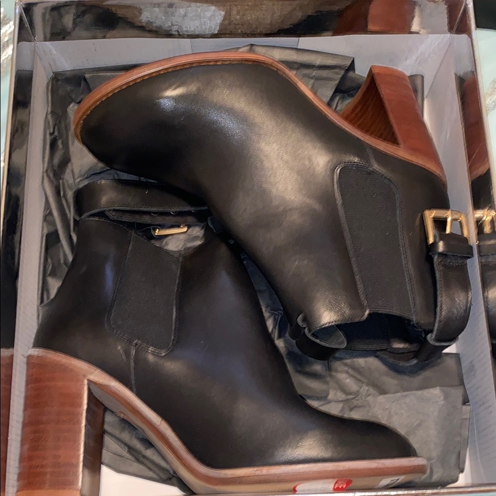 Kurt Geiger Black Leather Ankle Boots